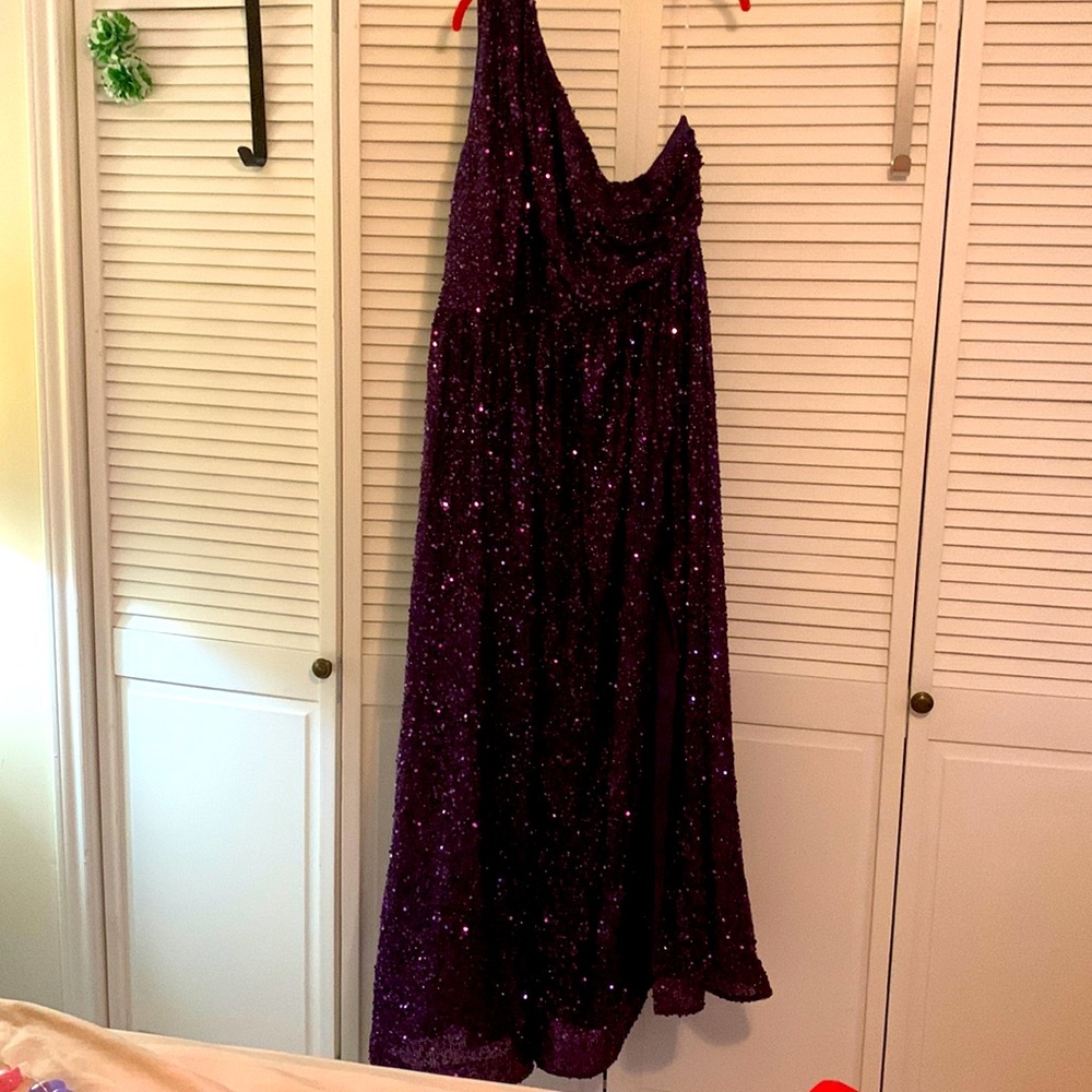 Plus Size Prom Dress - Size 3XL